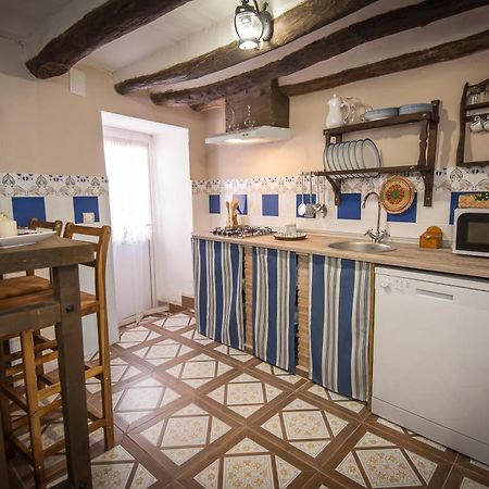 Casa Rural "El Olivo" Estercuel ภายนอก รูปภาพ