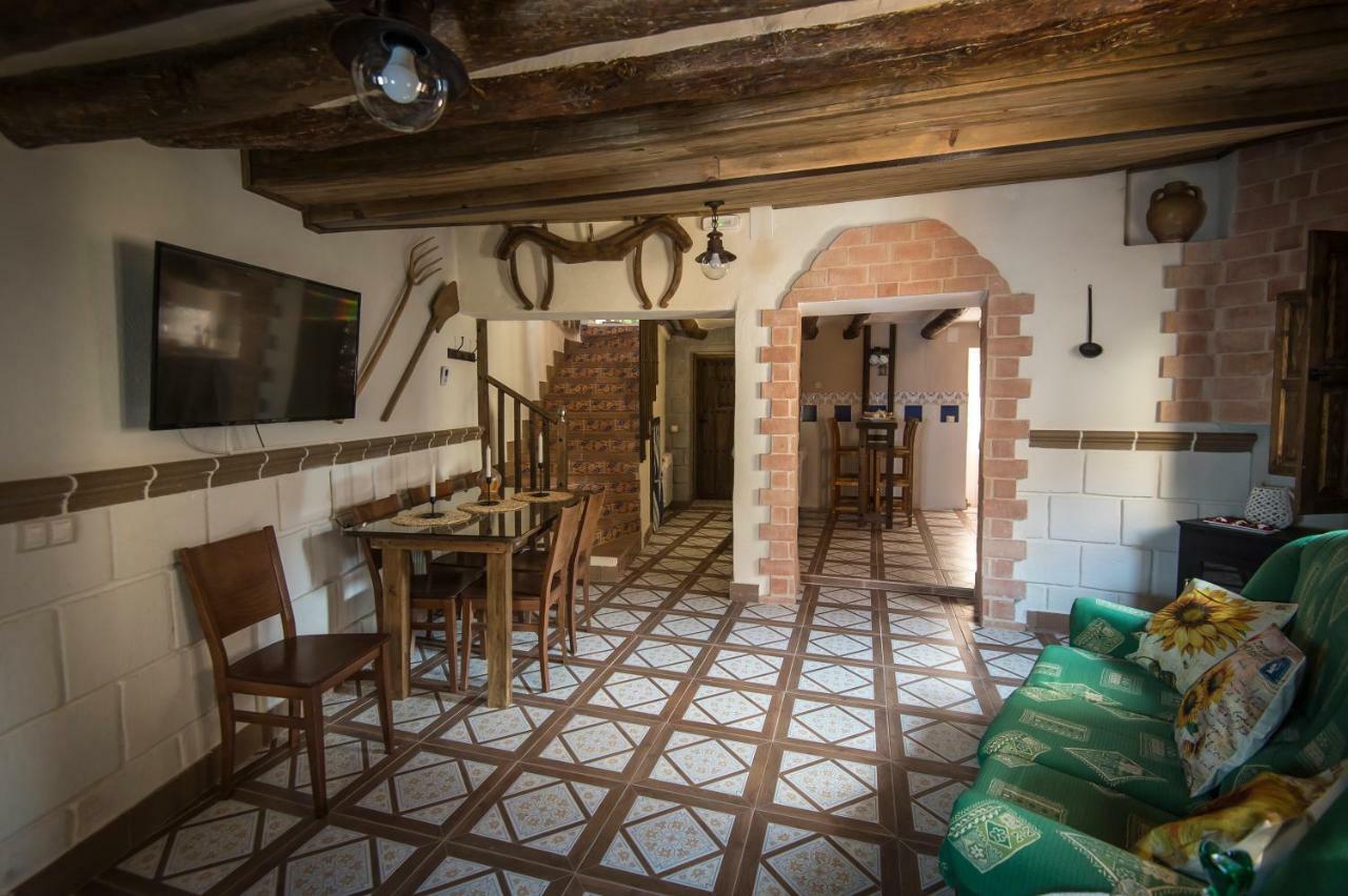 Casa Rural "El Olivo" Estercuel ภายนอก รูปภาพ
