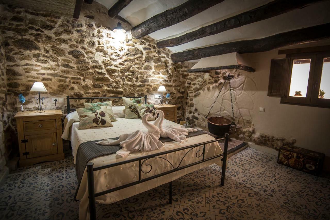 Casa Rural "El Olivo" Estercuel ภายนอก รูปภาพ